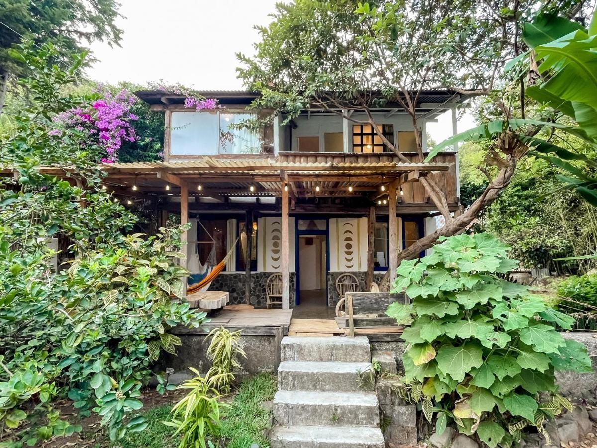 Unicorn Reborn - Peaceful Rentals San Marcos La Laguna Εξωτερικό φωτογραφία