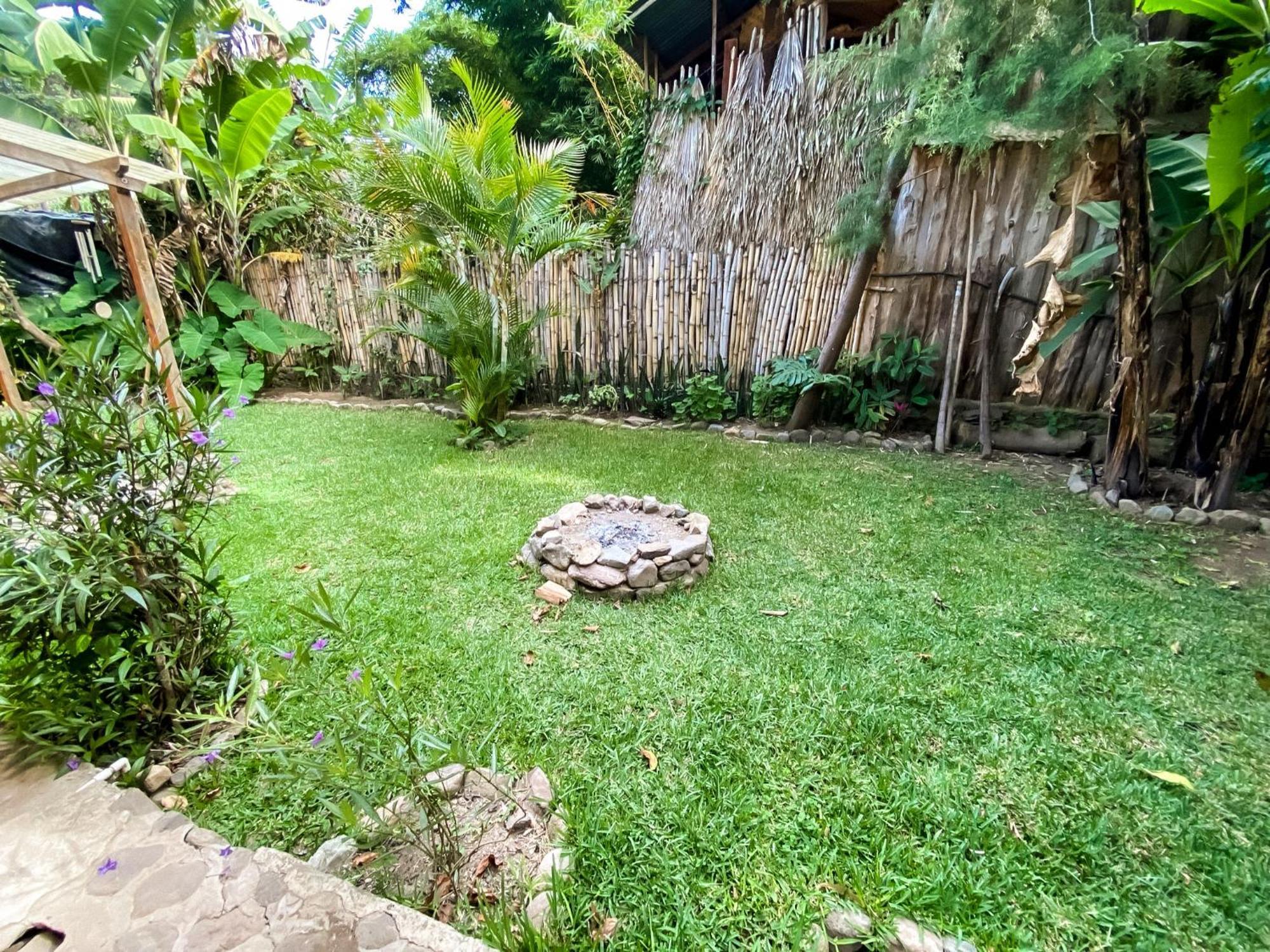 Unicorn Reborn - Peaceful Rentals San Marcos La Laguna Εξωτερικό φωτογραφία